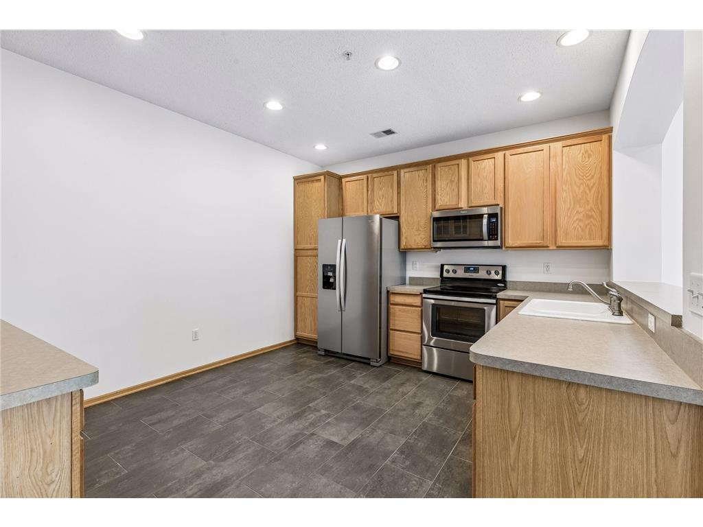 13805 53rd Avenue N #11 Plymouth MN 55446 7056385 image10
