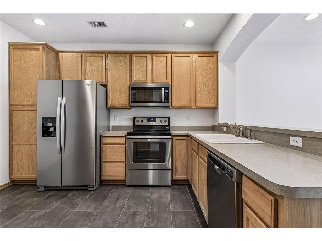 13805 53rd Avenue N #11 Plymouth MN 55446 7056385 image11