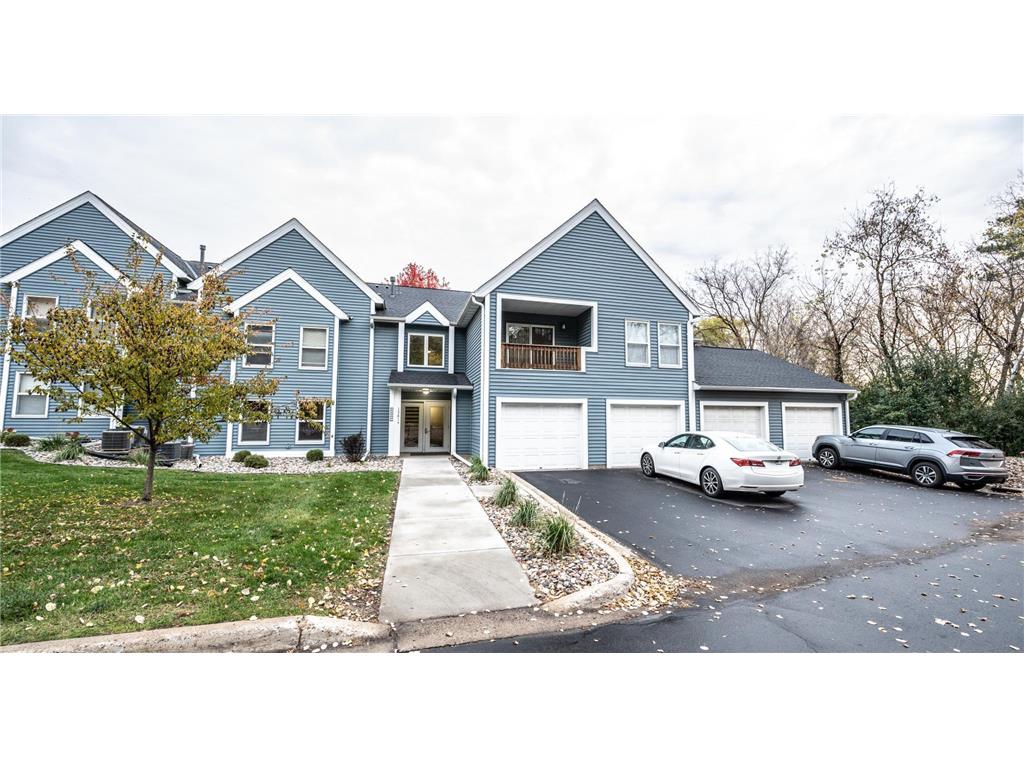 1381 Berry Ridge Road #403 Eagan MN 55123 6790255 image1