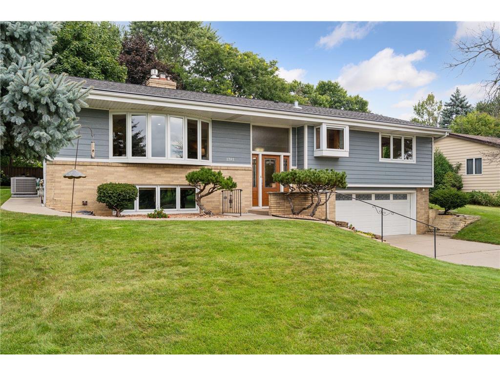 1381 County Road B2 W Roseville MN 55113 6777231 image1