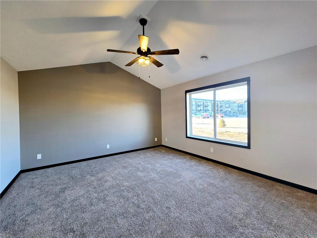 1381 Cullen Street Saint Peter MN 56082 7068659 image9