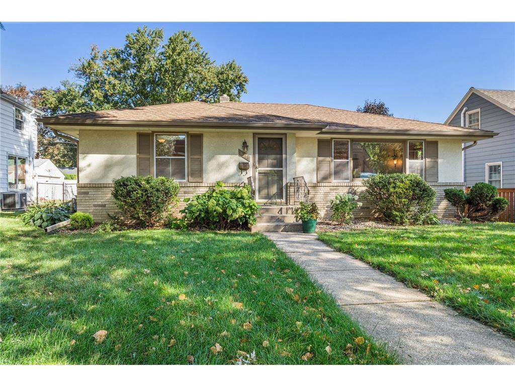 1381 Hoyt Avenue W Falcon Heights MN 55108 6569707 image1