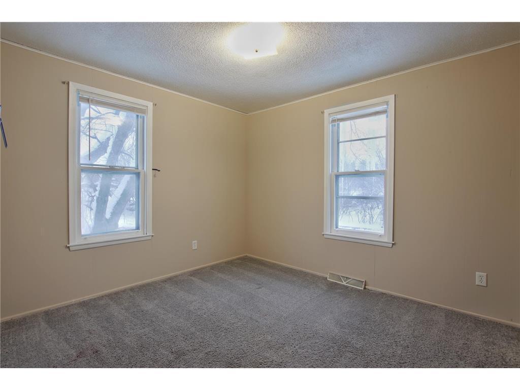 1381 White Bear Avenue N Saint Paul MN 55106 7062498 image15