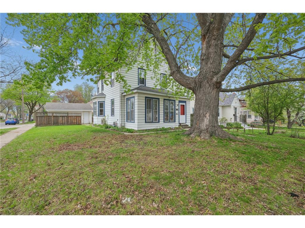 1381 White Bear Avenue N Saint Paul MN 55106 7062498 image3