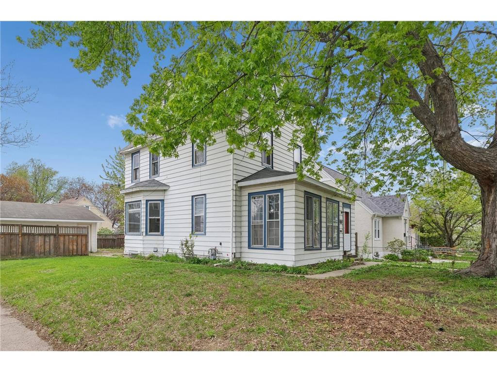 1381 White Bear Avenue N Saint Paul MN 55106 7062498 image4