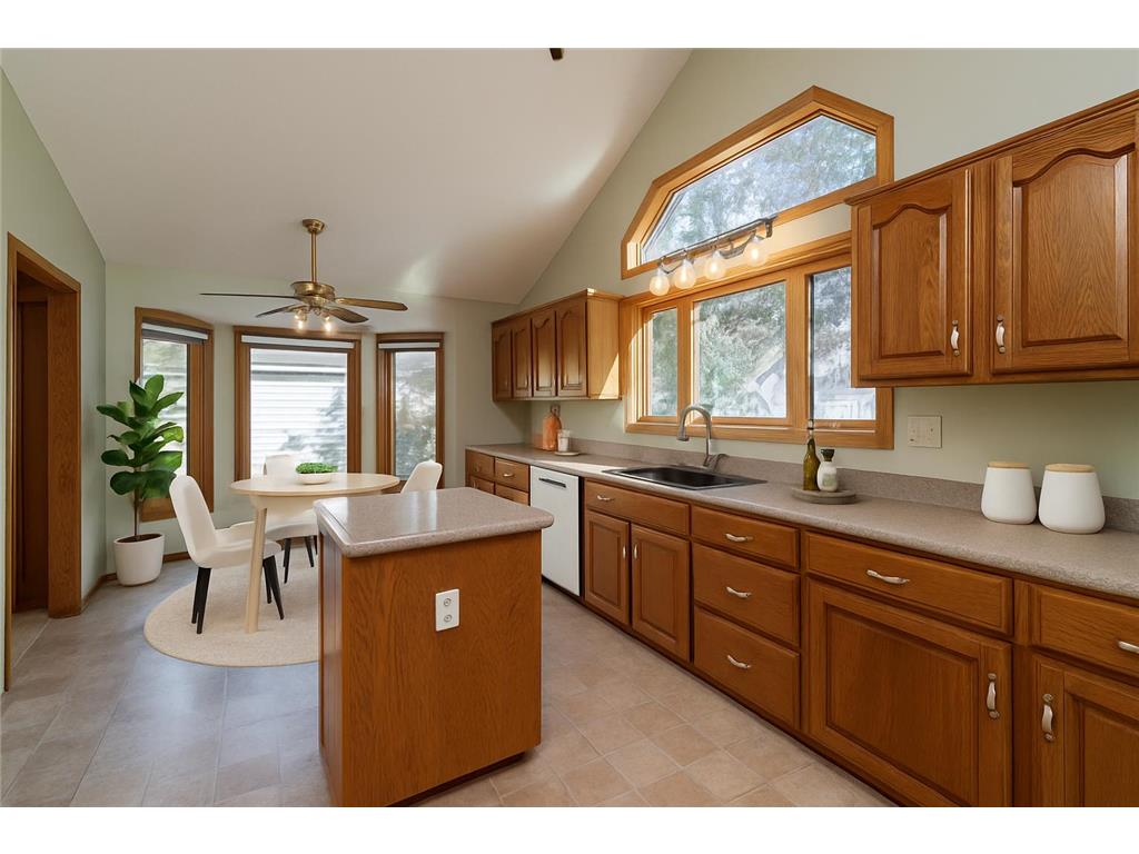 13812 Sunset Lake Drive Burnsville MN 55337 - Sunset Pond 6792653 image3