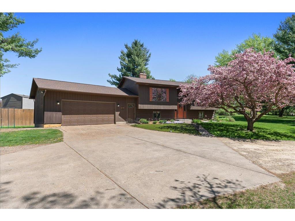 1382 168th Avenue New Richmond WI 54017 6717758 image1