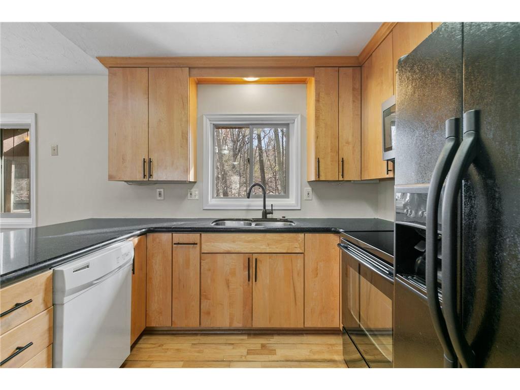 1382 Lakeside Circle Eagan MN 55123 7070640 image10