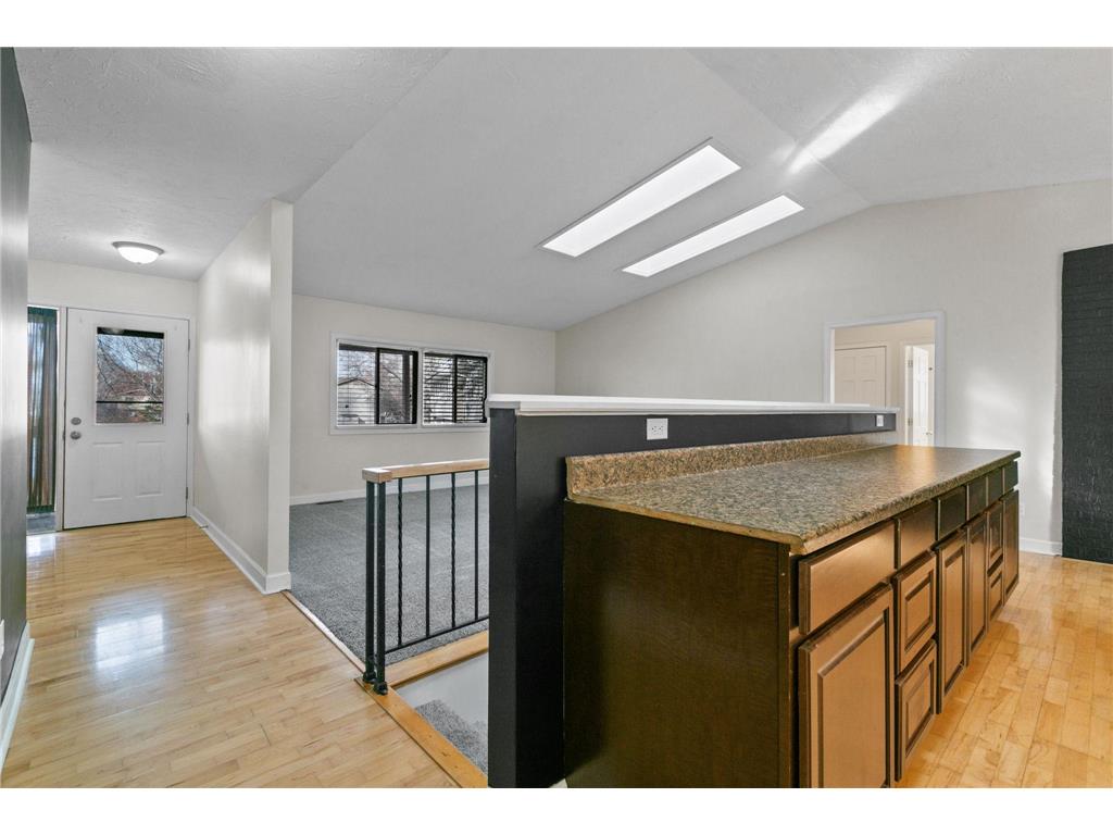 1382 Lakeside Circle Eagan MN 55123 7070640 image12