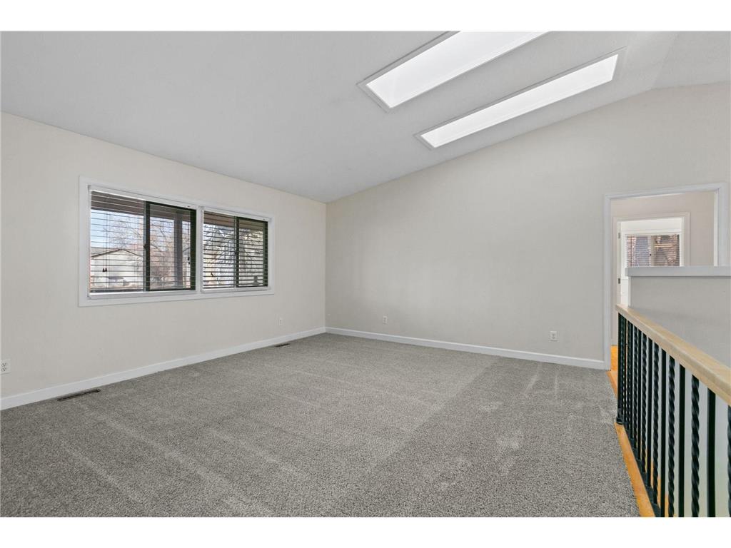 1382 Lakeside Circle Eagan MN 55123 7070640 image13