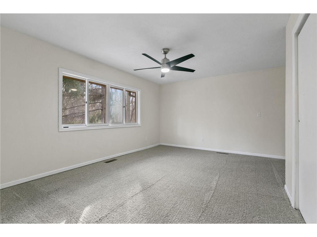 1382 Lakeside Circle Eagan MN 55123 7070640 image17