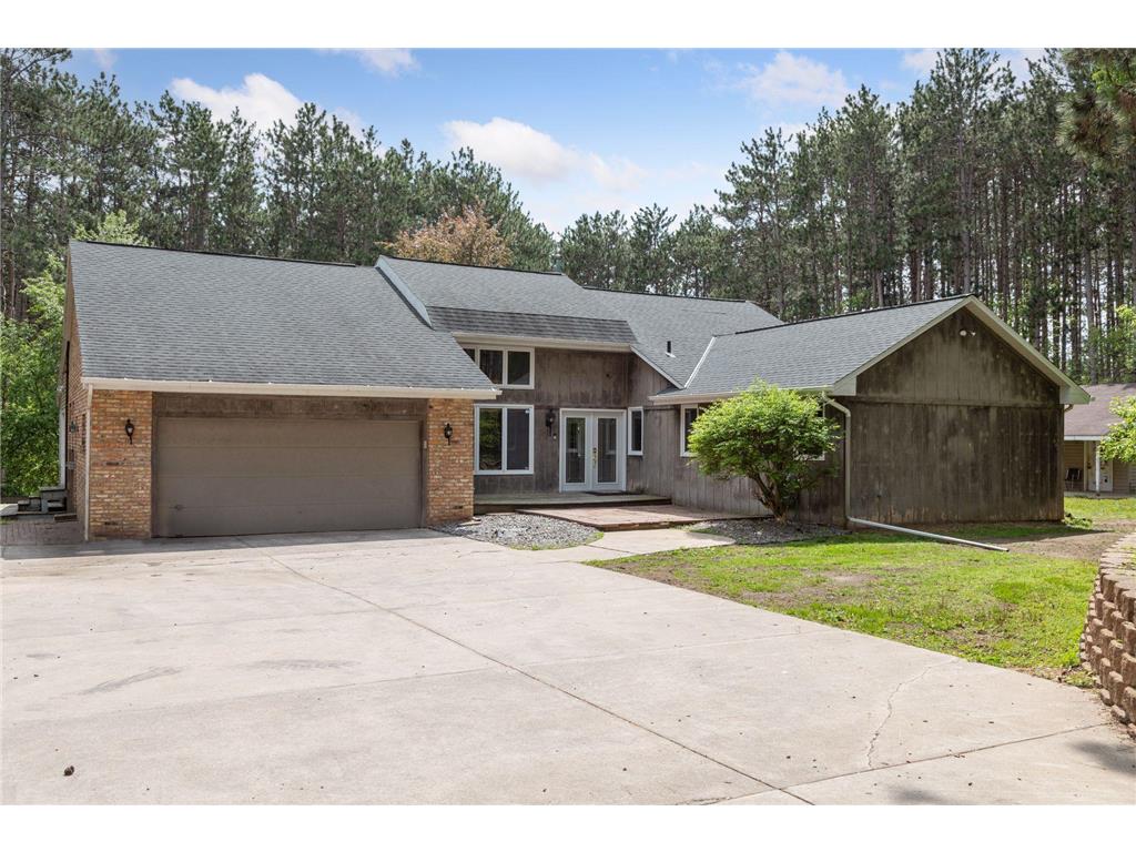 1382 Pine View Trail, Houlton, WI, 54082 MLS 6331774 Edina Realty