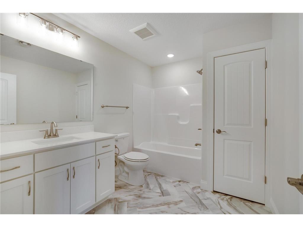 13822 Arrowhead Way Rosemount MN 55068 7070752 image40