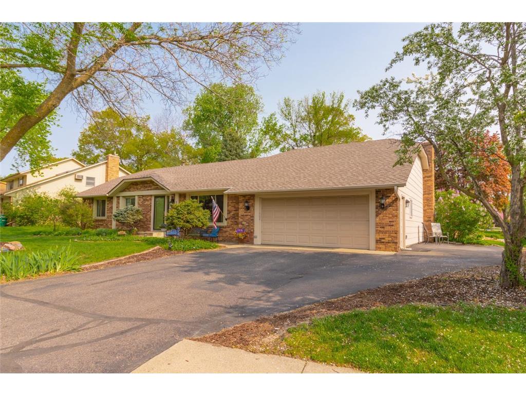 13826 Holyoke Lane Apple Valley MN 55124 6367180 image1