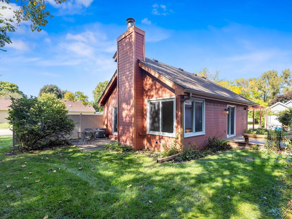 1383 Granada Trail N Oakdale MN 55128 6794515 image1