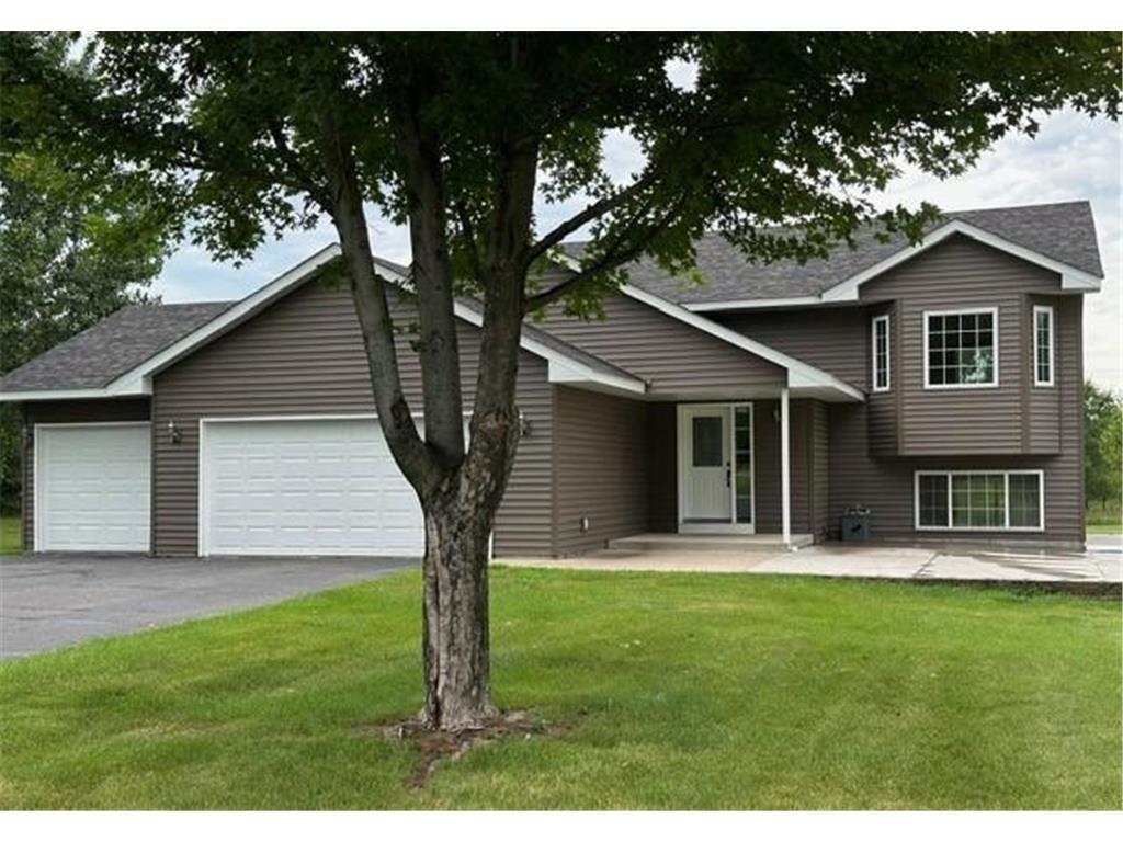 13830 298th Avenue Princeton MN 55371 6770639 image1