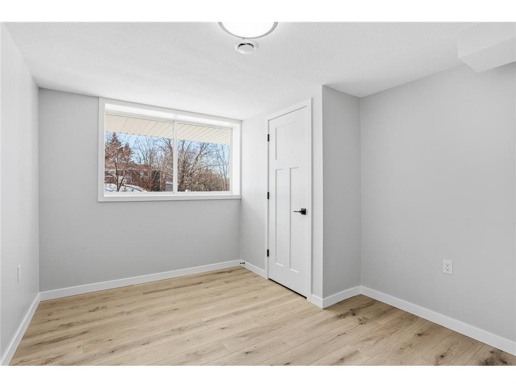 13832 Shirley Drive Burnsville MN 55337 7068672 image21