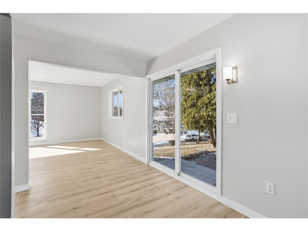 13832 Shirley Drive Burnsville MN 55337 7068672 image9