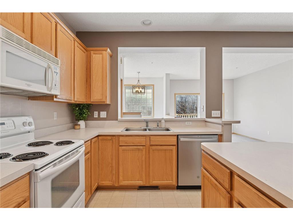 13847 54th Avenue N Plymouth MN 55446 7011698 image4