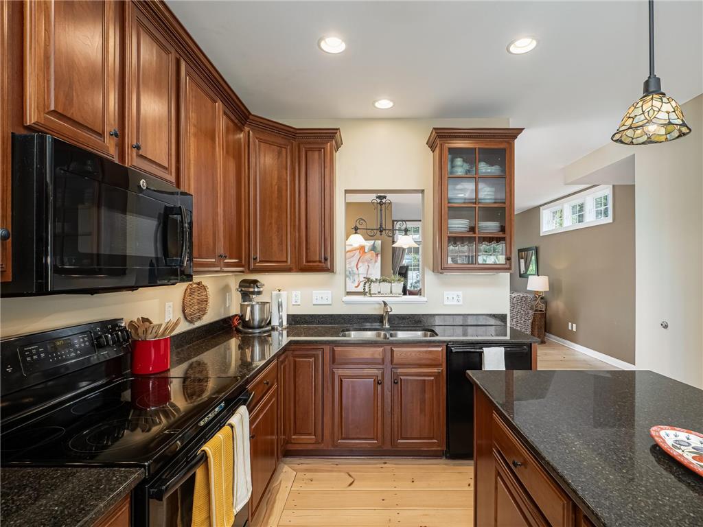 1385 Eustis Street Saint Paul MN 55108 7024713 image10