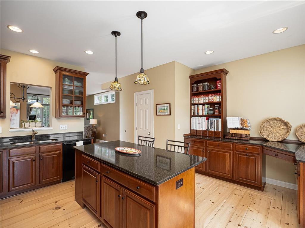 1385 Eustis Street Saint Paul MN 55108 7024713 image11