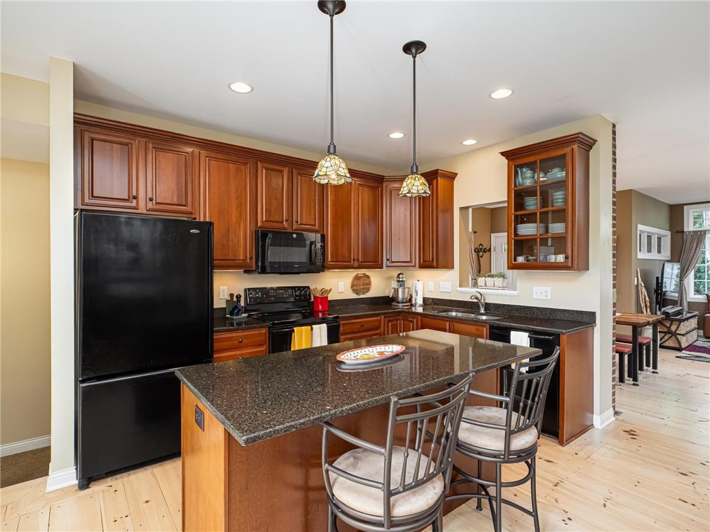 1385 Eustis Street Saint Paul MN 55108 7024713 image9