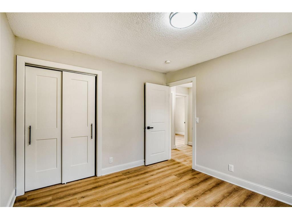 13850 Garrett Avenue Apple Valley MN 55124 7036566 image18