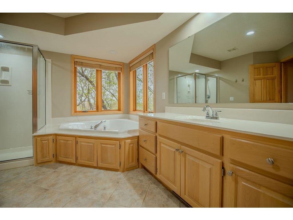 13856 Essex Trail Apple Valley MN 55124 7057451 image38
