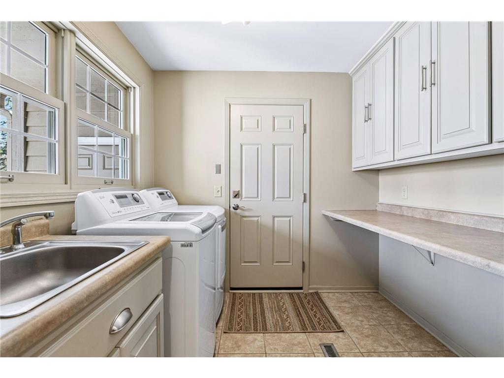 13860 Lake Street Extension Minnetonka MN 55345 7055094 image21