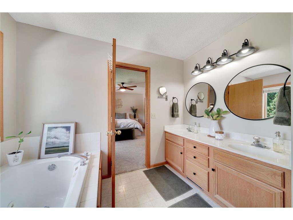 13865 Forest Hill Road Eden Prairie MN 55346 7098656 image34