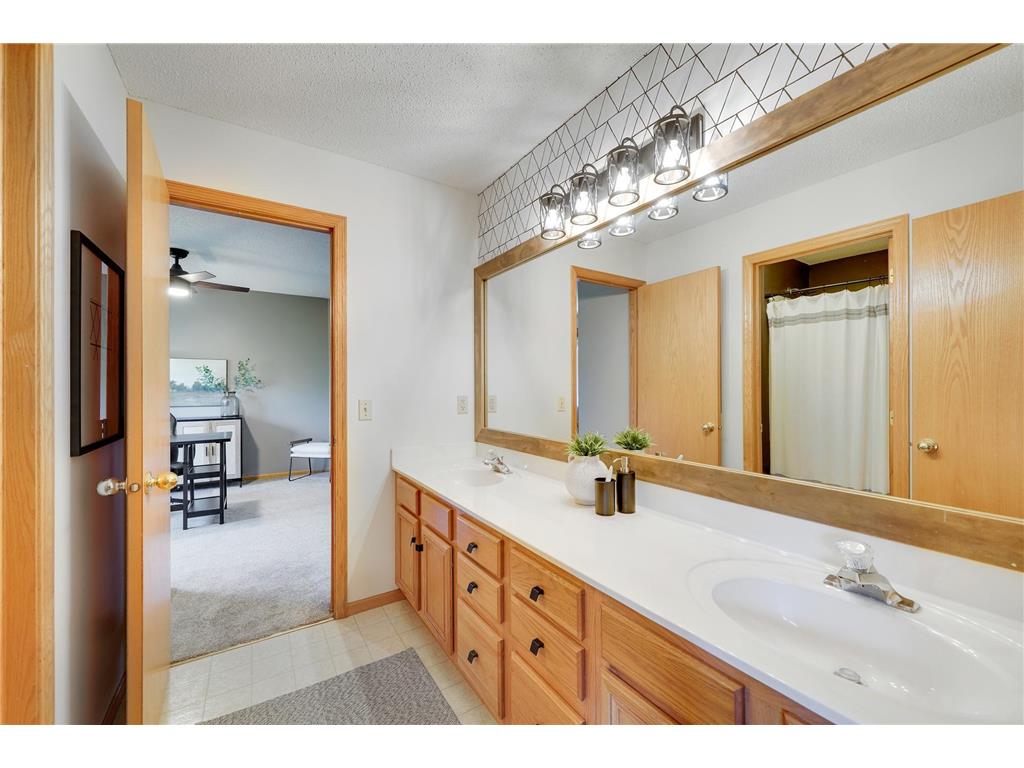13865 Forest Hill Road Eden Prairie MN 55346 7098656 image41