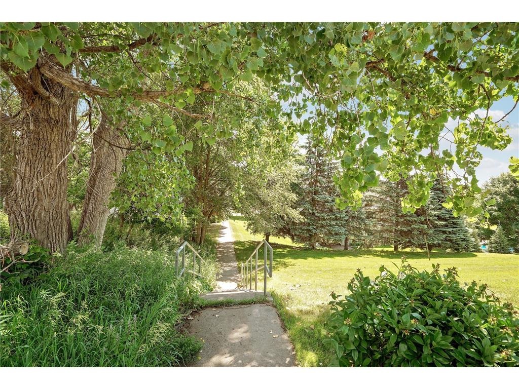 13865 Forest Hill Road Eden Prairie MN 55346 7098656 image60
