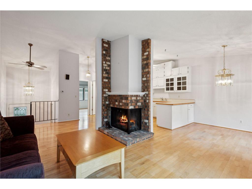 1387 Arden View Drive Arden Hills MN 55112 6529459 image1