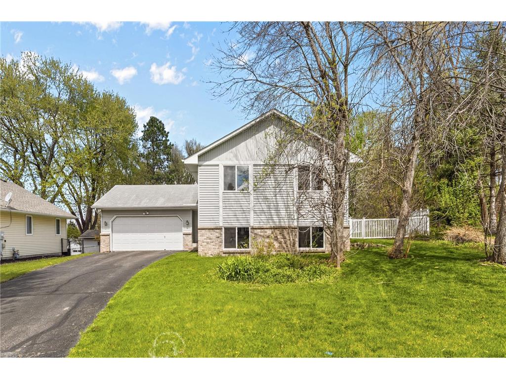 1387 Clarence Court Saint Paul MN 55106 7065775 image1