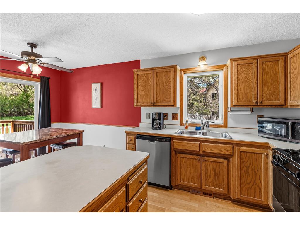 1387 Clarence Court Saint Paul MN 55106 7065775 image17