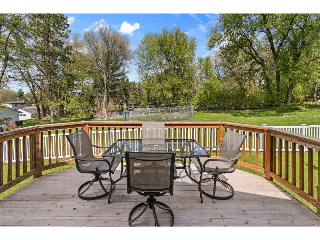 1387 Clarence Court Saint Paul MN 55106 7065775 image6