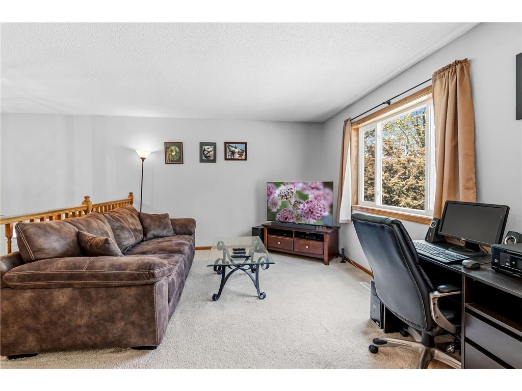 1387 Clarence Court Saint Paul MN 55106 7065775 image7