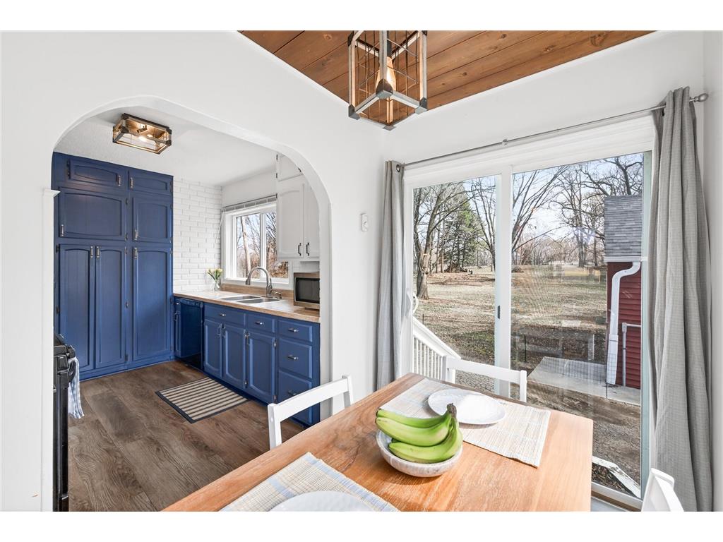 1387 Hadley Avenue N Oakdale MN 55128 7035655 image10