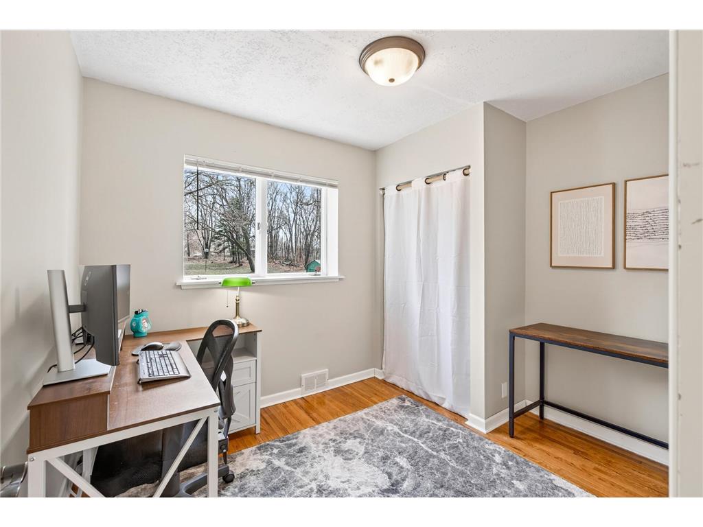 1387 Hadley Avenue N Oakdale MN 55128 7035655 image14