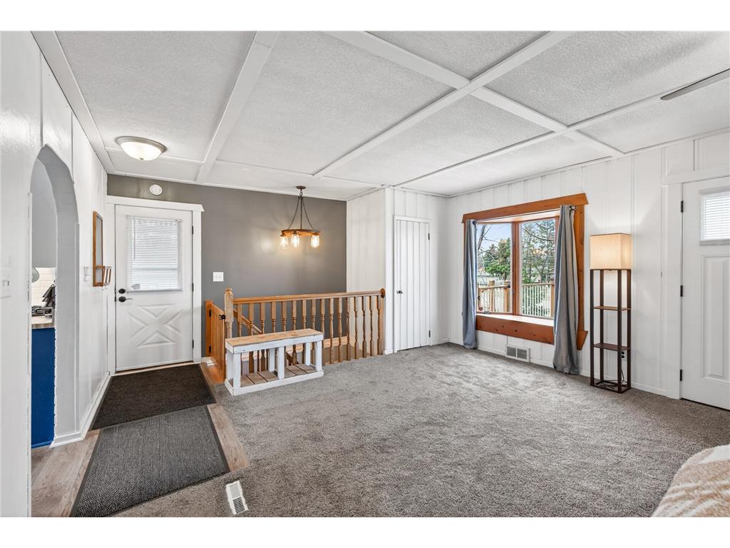 1387 Hadley Avenue N Oakdale MN 55128 7035655 image6