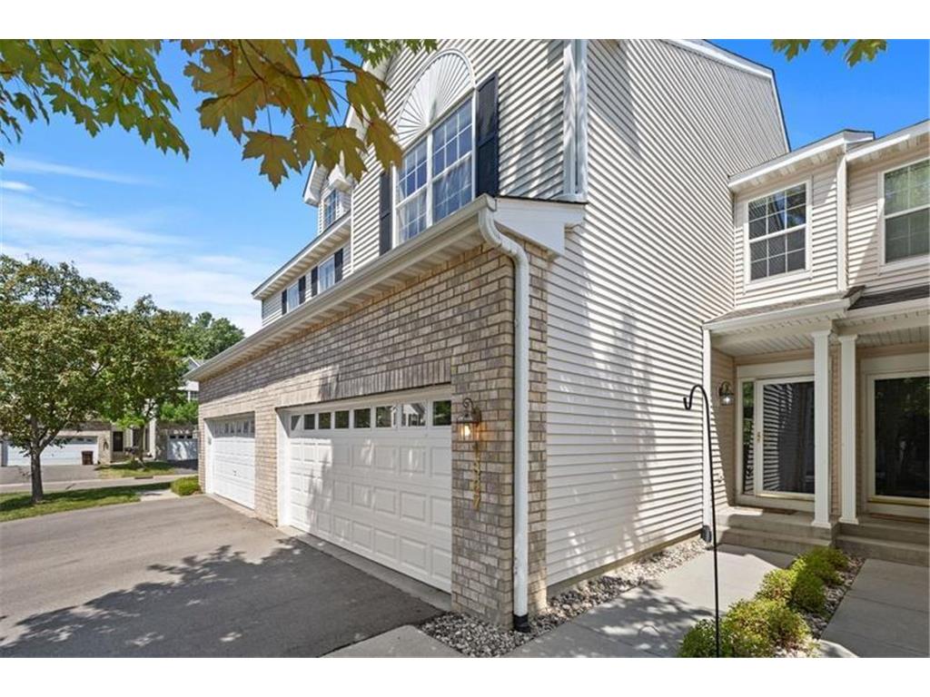 1387 White Oak Drive Chaska MN 55318 6413384 image1