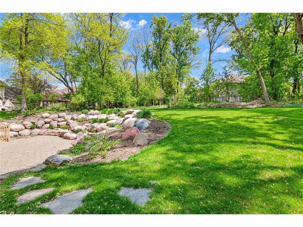13880 Pennock Avenue Apple Valley MN 55124 7048275 image32