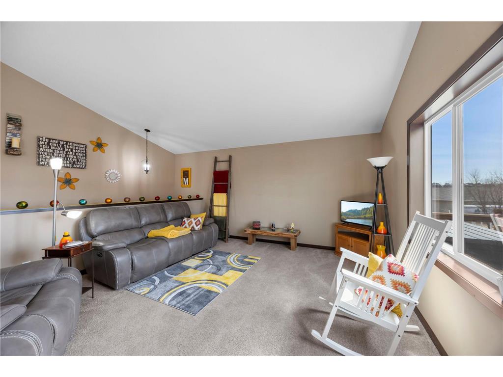 13883 306th Avenue NW Princeton MN 55371 7046843 image16