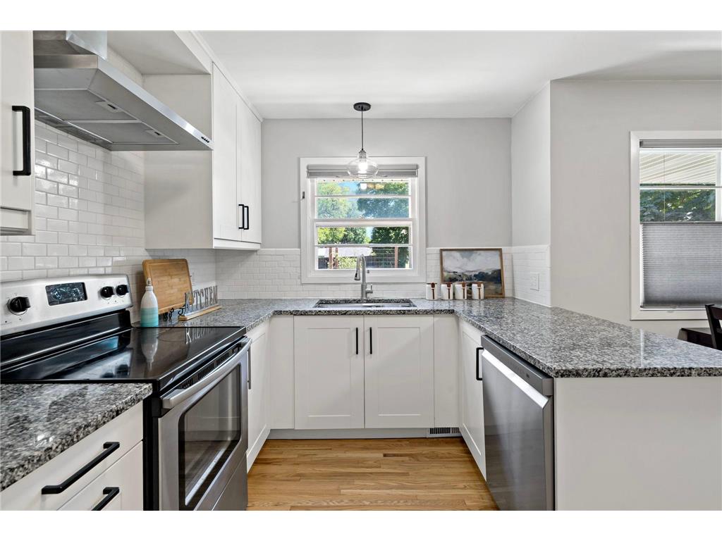1389 Prior Avenue S Saint Paul MN 55116 7069147 image11