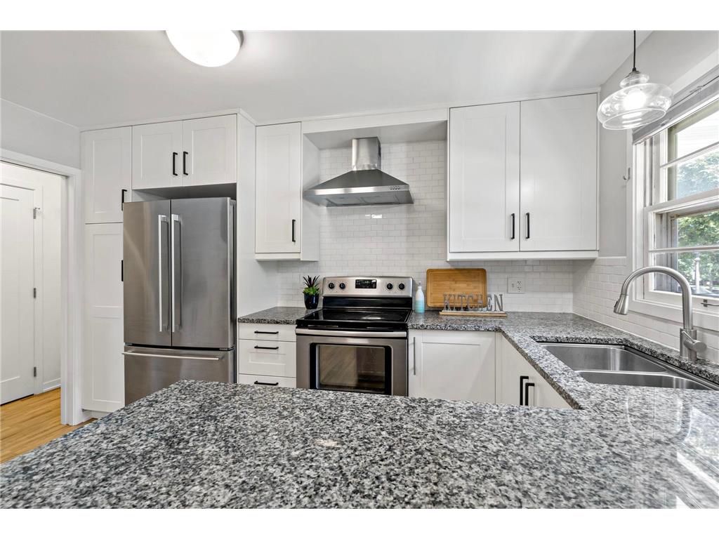 1389 Prior Avenue S Saint Paul MN 55116 7069147 image14