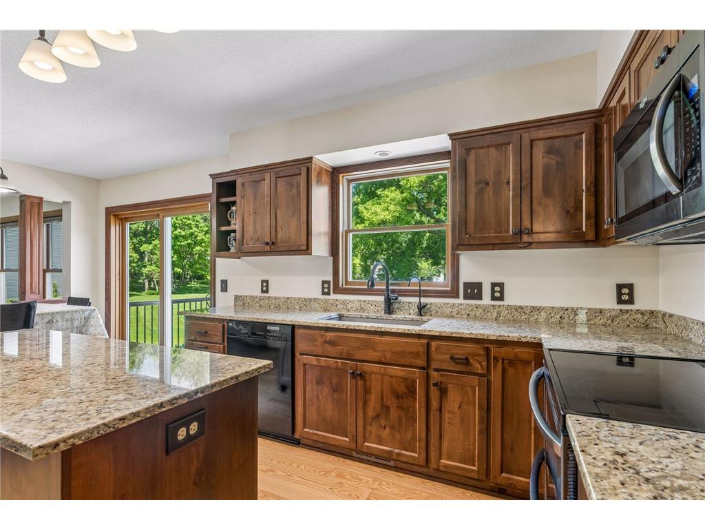 13893 Redwood Street NW Andover MN 55304 7073274 image6