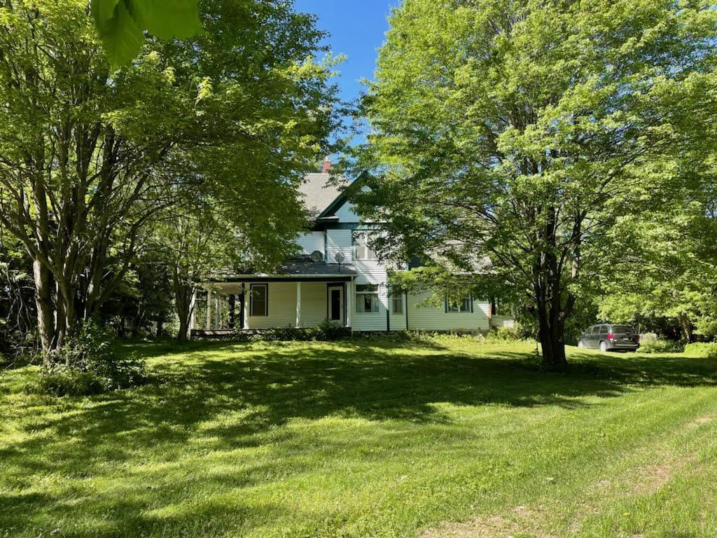 139 185th Street, Hammond, WI, 54015 MLS 6218328 Edina Realty