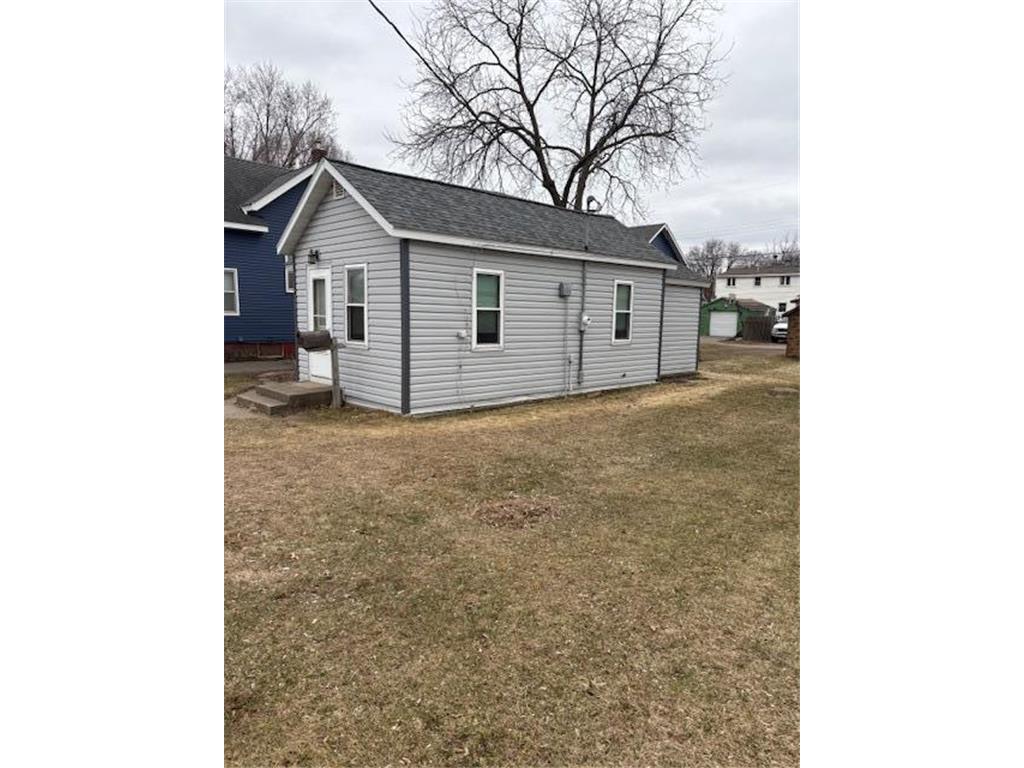 139 24th Avenue N Saint Cloud MN 56303 7045885 image2