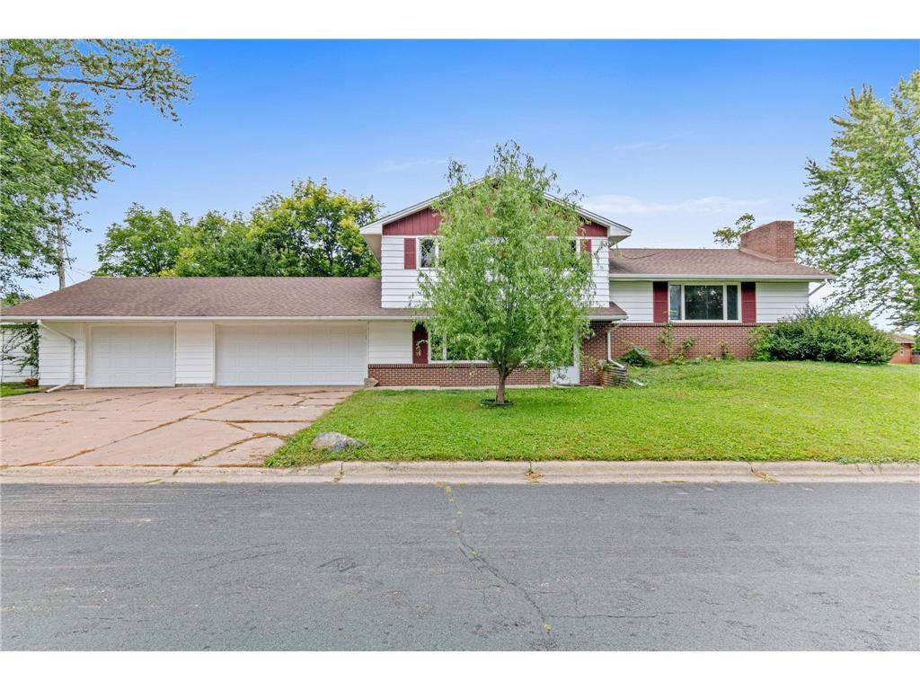 139 Birch Drive NE Forest Lake MN 55025 6778304 image1