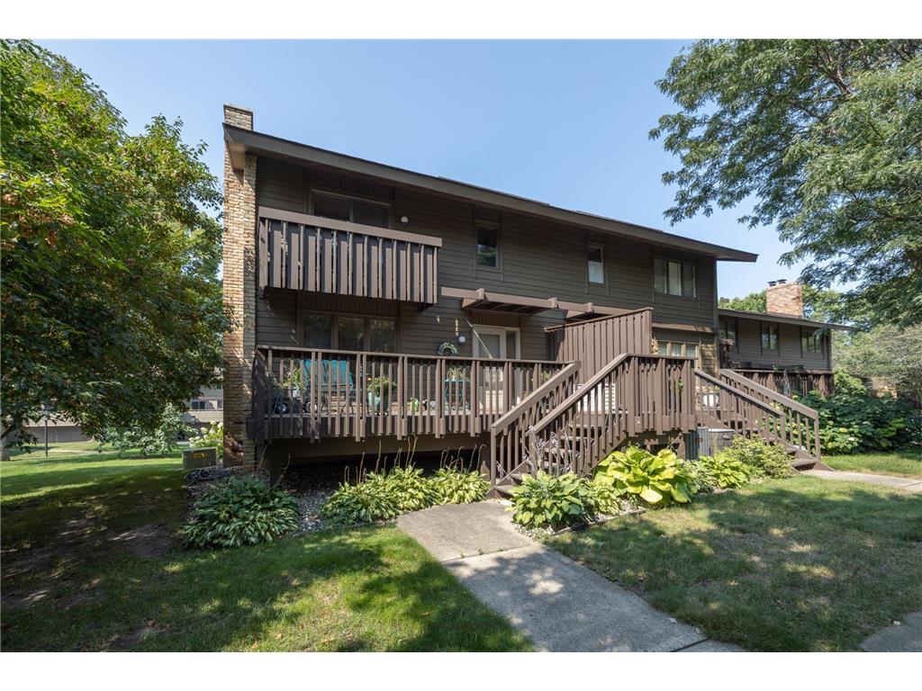 139 Birnamwood Drive, Burnsville, MN 55337 MLS 6257751 Edina Realty